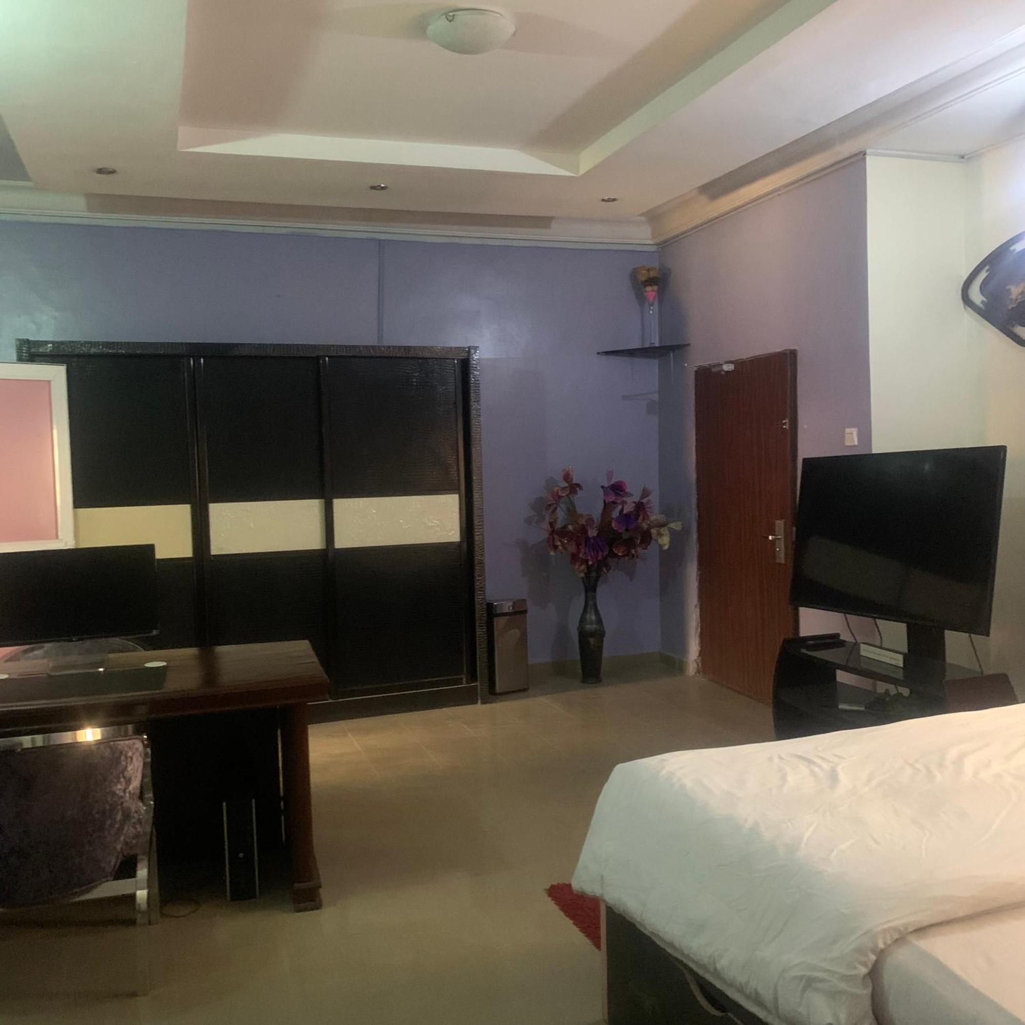 Aparthotel Health Plaza Abuja Esterno foto