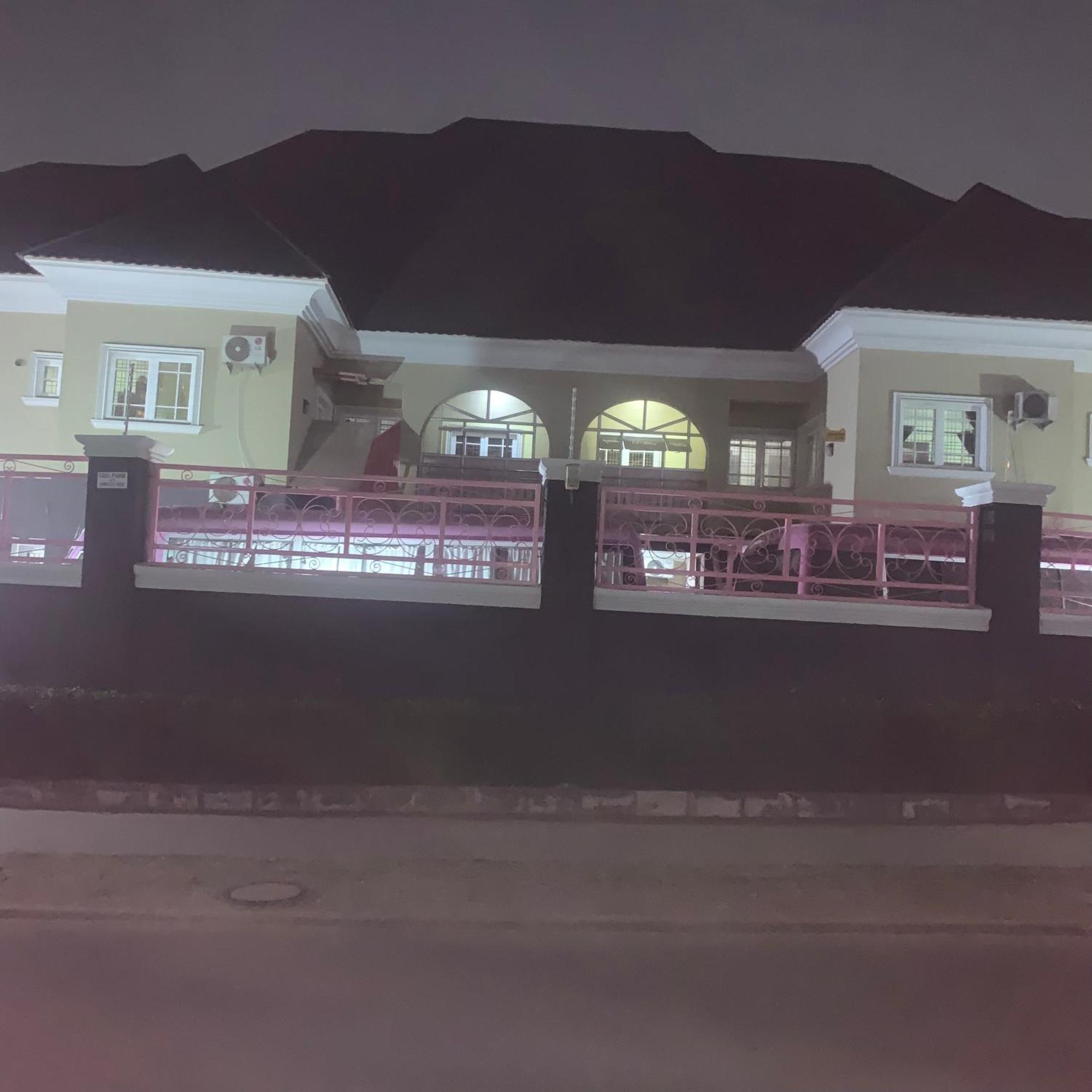 Aparthotel Health Plaza Abuja Esterno foto