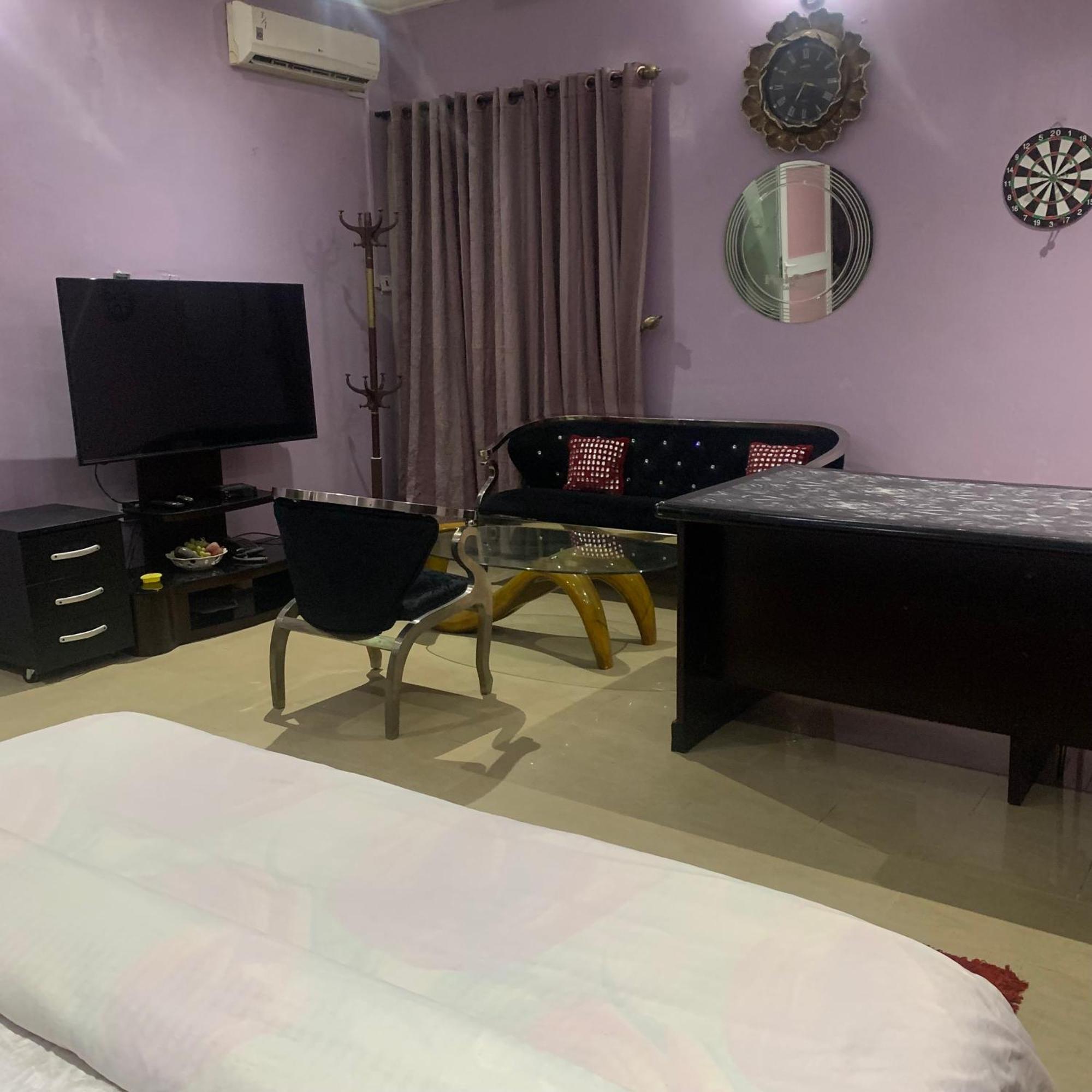 Aparthotel Health Plaza Abuja Esterno foto