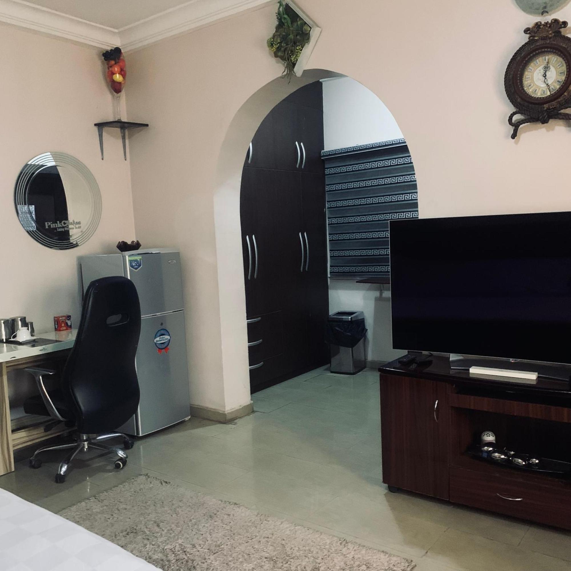 Aparthotel Health Plaza Abuja Esterno foto