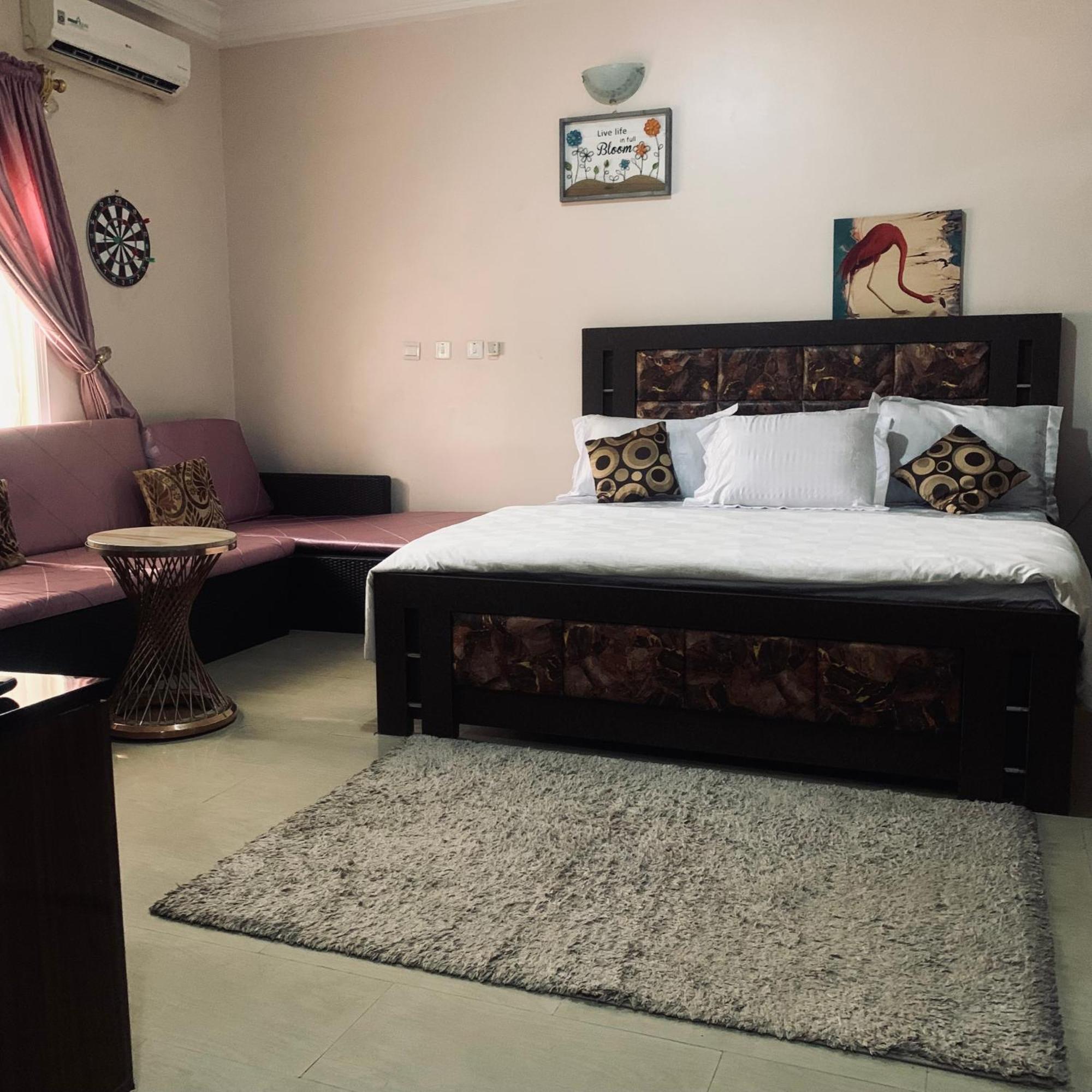 Aparthotel Health Plaza Abuja Esterno foto