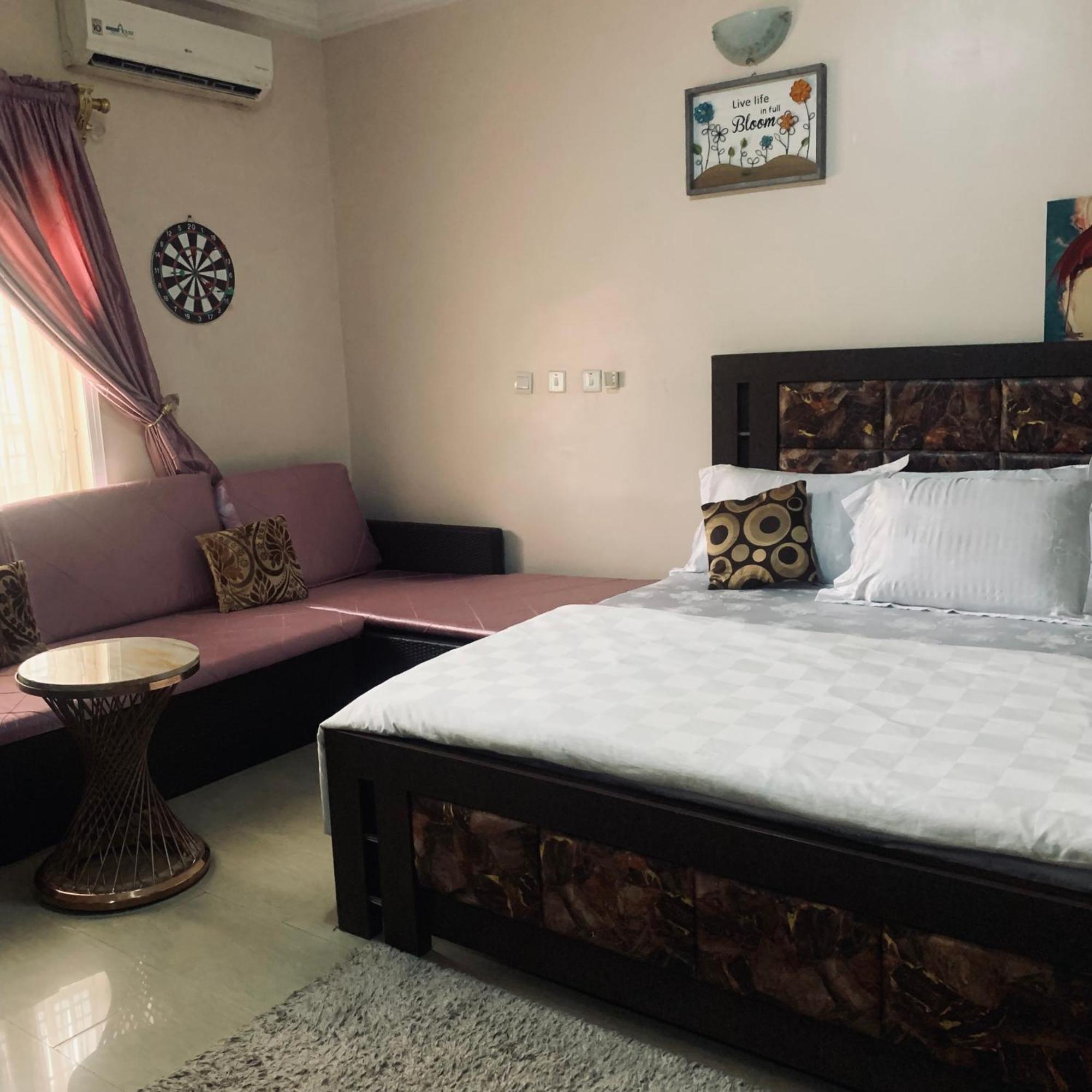 Aparthotel Health Plaza Abuja Esterno foto