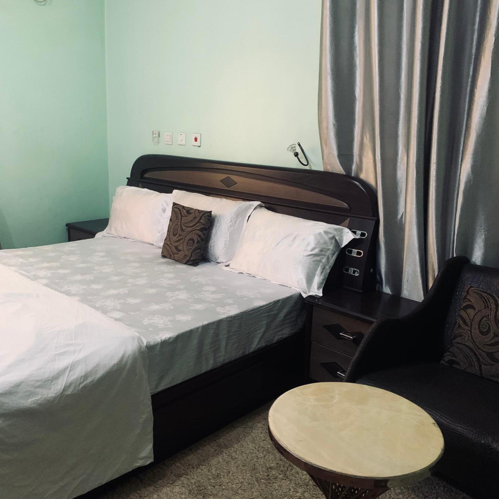 Aparthotel Health Plaza Abuja Esterno foto