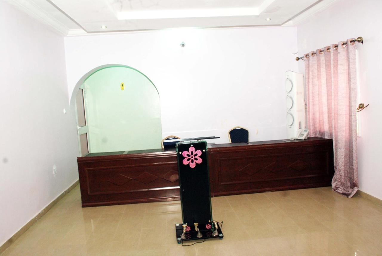 Aparthotel Health Plaza Abuja Esterno foto